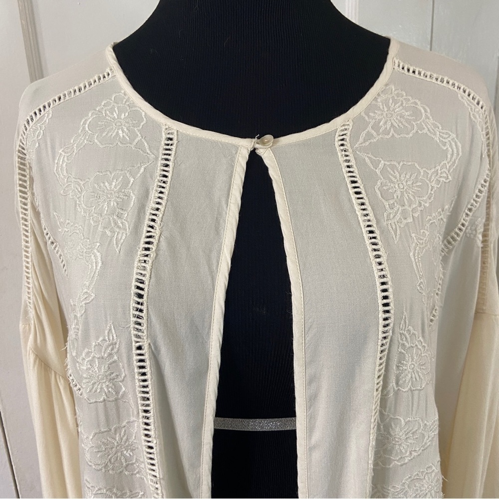 Sundance Eyelet One Button Closure 3/4 Wide Sleeve Cardigan - Picture 12 of 14